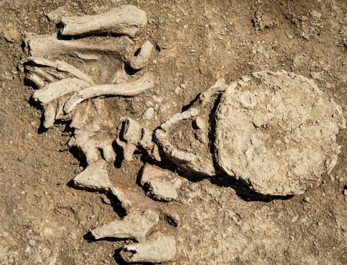 1650777295702011950.jpg mysterious-heavy-lead-coffins-of-the-ancients-picture-2-tcfYJx6nq.jpg