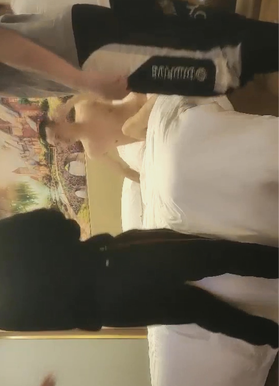 1635958080784050413.jpg