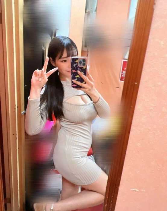 9A311B777E94w1080h1365.jpeg 9A311B777E94w1080h1365.jpeg