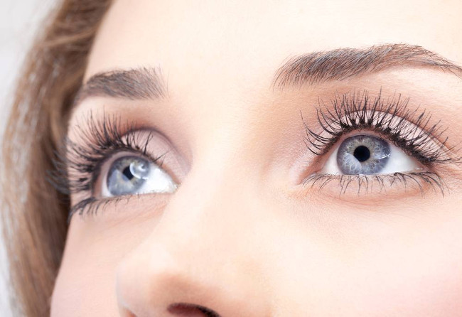1646926219598087888.jpg the-note-when-wearing-contact-lenses-picture-4-0hsuALy2g.jpg