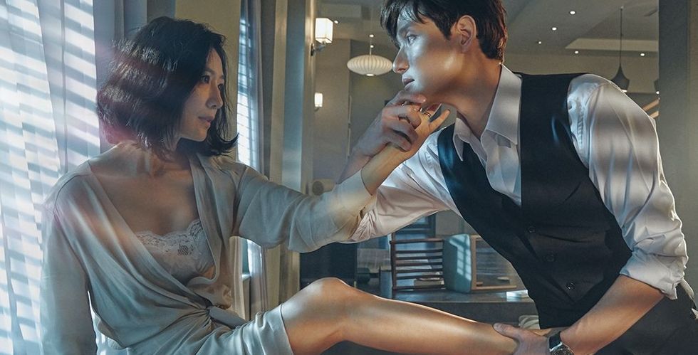 1657708651645036570.jpg 夫婦的世界-海報-金喜愛-朴海俊-1586158583.jpg